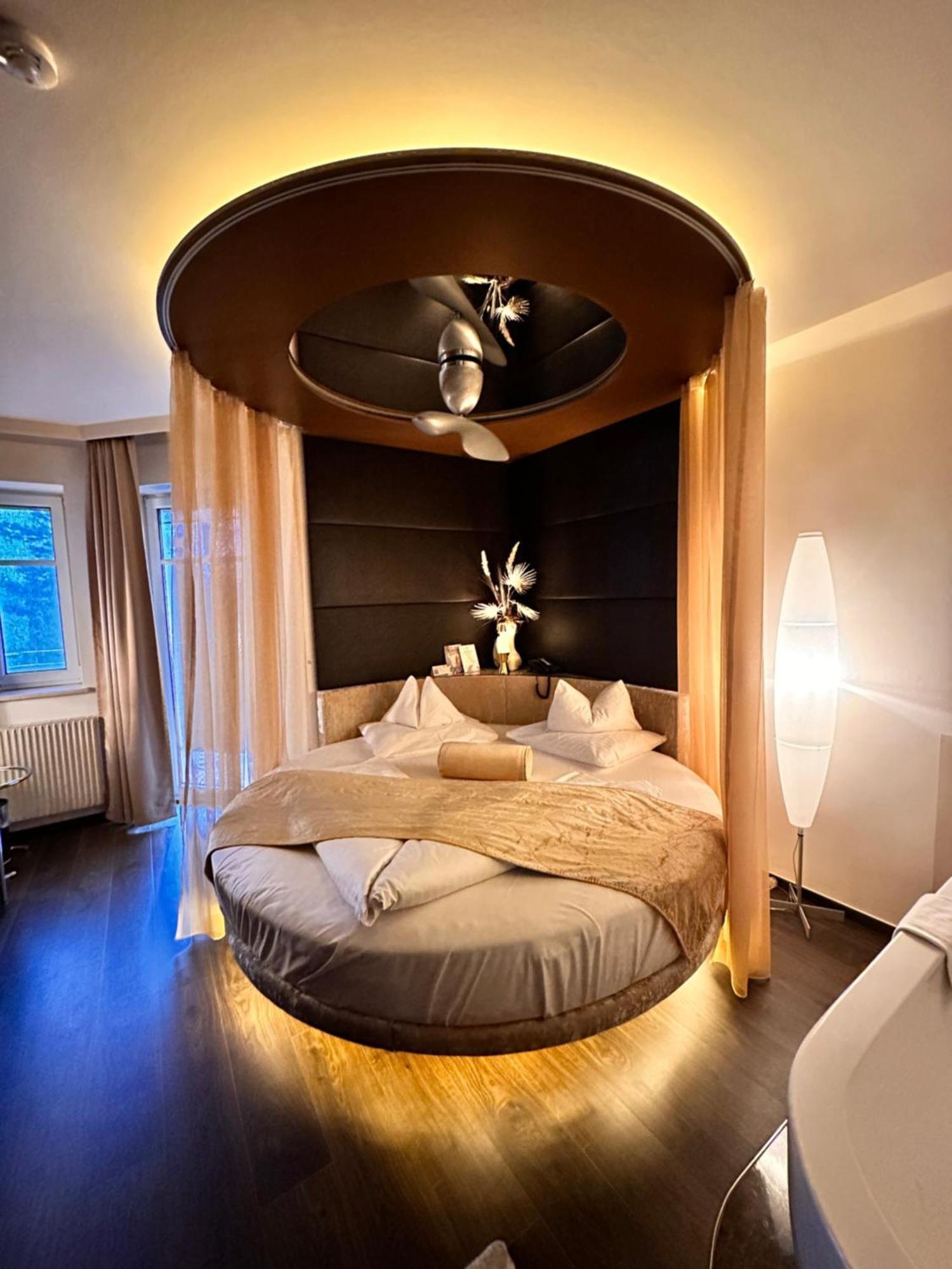 Maiers Kuschelhotel Loipersdorf Deluxe - Adults Only Лойперсдорф-бай-Фюрстенфельд Экстерьер фото