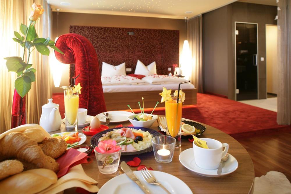 Maiers Kuschelhotel Loipersdorf Deluxe - Adults Only Лойперсдорф-бай-Фюрстенфельд Экстерьер фото